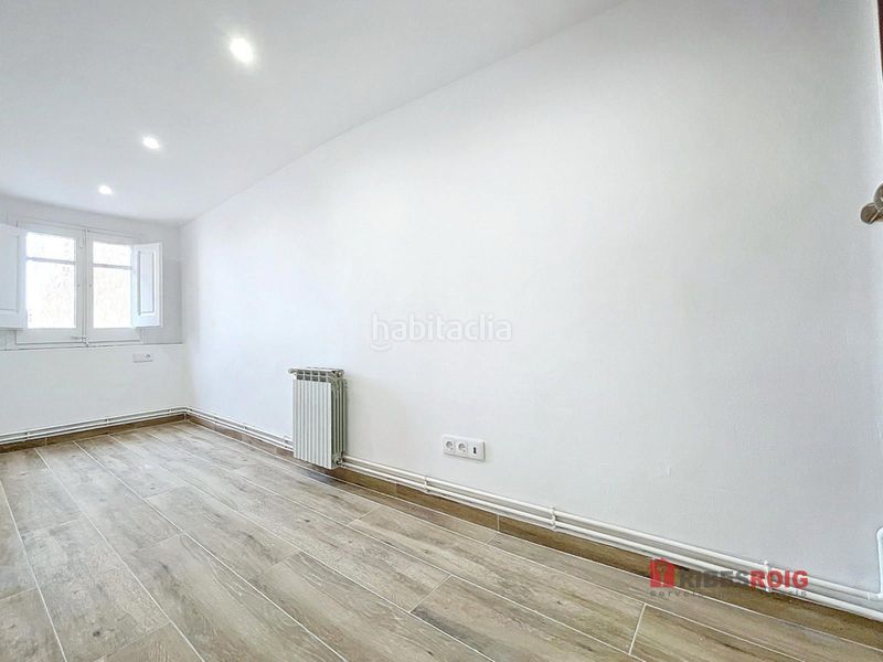 Foto c775e432-259d-4987-b5fd-b527645e7e81. Rent semi detached house with heating parking in Centre Sant Pere de Ribes