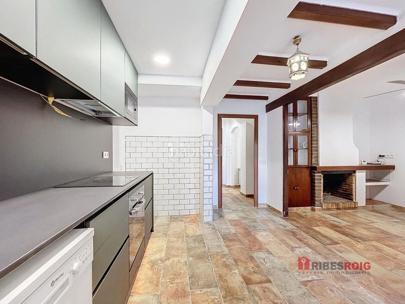 Foto d4c47eb5-7234-4a87-8473-2df1598b1825. Rent semi detached house with heating parking in Centre Sant Pere de Ribes