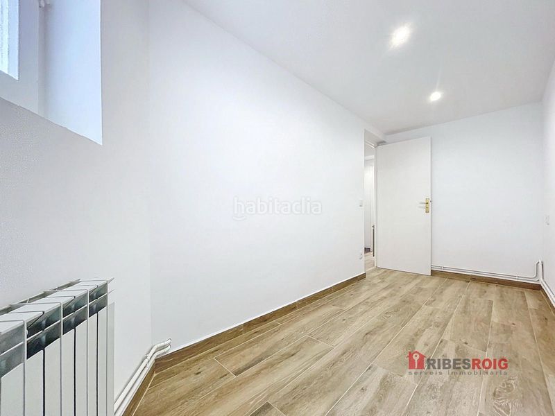 Foto f0b13c04-e996-4f20-b77d-680b48a27429. Rent semi detached house with heating parking in Centre Sant Pere de Ribes
