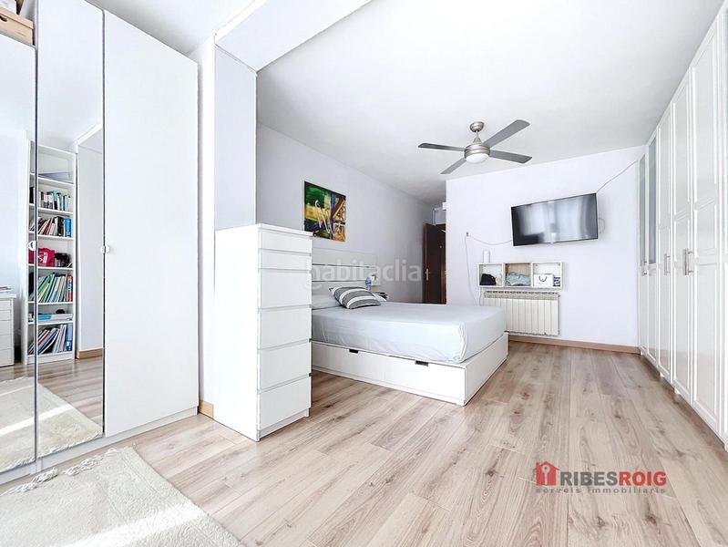 Foto 1084617f-beb1-4ca1-9232-ddf84fb57045. Casa adossada amb calefacció a Centre Sant Pere de Ribes