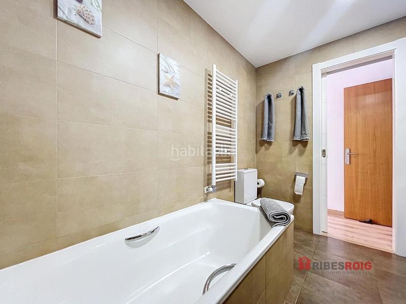 Foto 1408c8a5-40a7-4474-80ae-3157f273cd3b. Casa adossada amb calefacció a Centre Sant Pere de Ribes