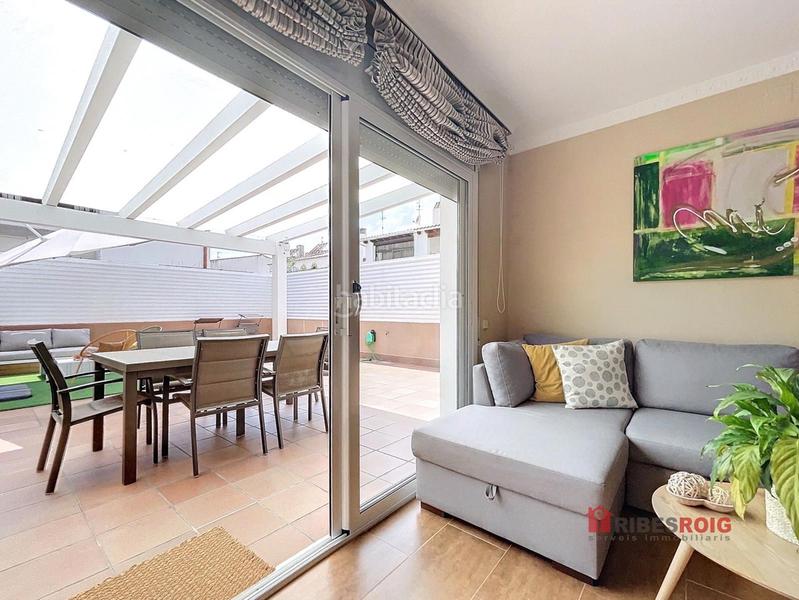 Foto b7975741-8e45-4bdd-ba9f-6fb7a9231942. Casa adossada amb calefacció a Centre Sant Pere de Ribes