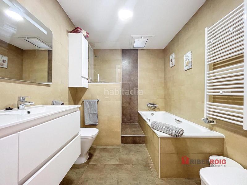 Foto c9f14fef-e39a-4bf9-ba79-fd6851301cd8. Casa adossada amb calefacció a Centre Sant Pere de Ribes