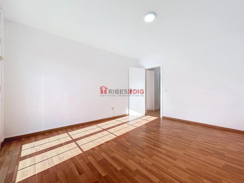 Foto 10cc98b1-6783-4072-83e0-01eb83719a42. Maison avec parking dans Centre Sant Pere de Ribes