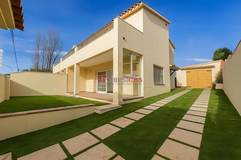 Foto b85147c8-2dcd-4c02-820d-62204f2cb3b7. Maison avec parking dans Centre Sant Pere de Ribes