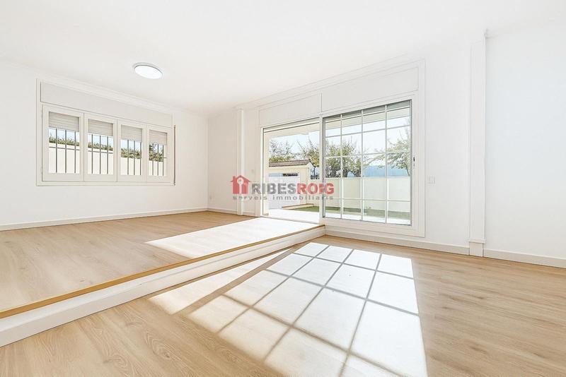 Foto f46a6e3b-2153-4f07-84d1-f17728b348c3. Maison avec parking dans Centre Sant Pere de Ribes