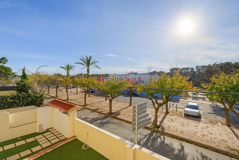 Foto f7e05424-0cfe-4f7a-912b-ff8c61672d72. Maison avec parking dans Centre Sant Pere de Ribes