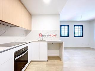 Appartement à Ensenyament 16. Planta baja de 2 habitaciones a estrenar