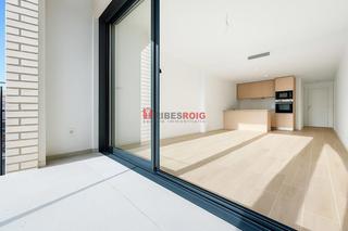 Appartement  Ensenyament. Piso a estrenar de 4 habitaciones con terraza