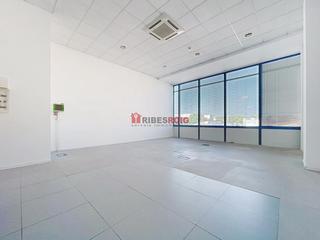 Oficina  Europa. Oficina en vilanova con servicio de porteria