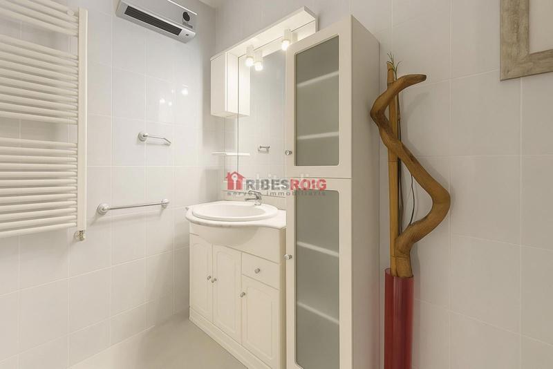 Foto cf530f9d-f29e-43af-aaef-bcfd92b52e64. Appartamento con riscaldamento in Centre Sant Pere de Ribes