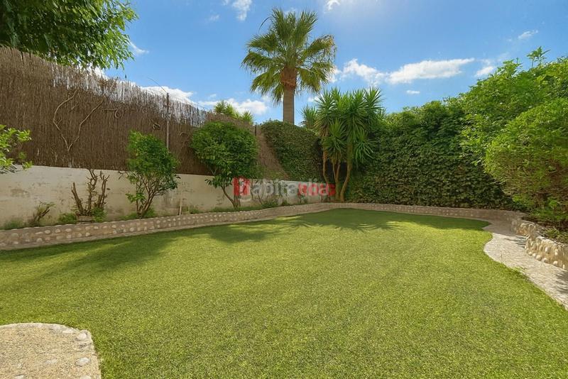 Foto ca9af5d5-d393-4e1a-8780-f48394c709f0. Casa a schiera con riscaldamento parcheggio in Centre Sant Pere de Ribes