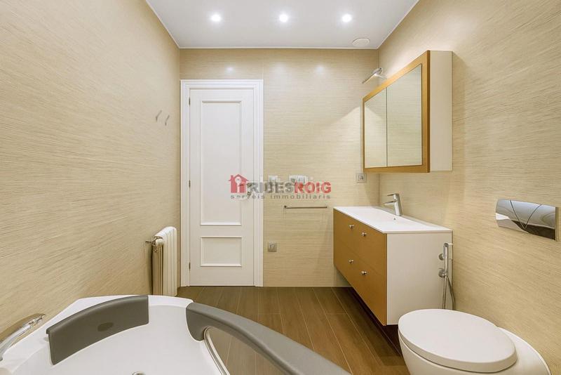 Foto d93576a4-df2f-4cc9-bf05-6dc9b7e950dc. Casa a schiera con riscaldamento parcheggio in Centre Sant Pere de Ribes