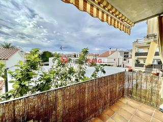 Rent Flat in Centre. Piso de 3 habitaciones en el centro