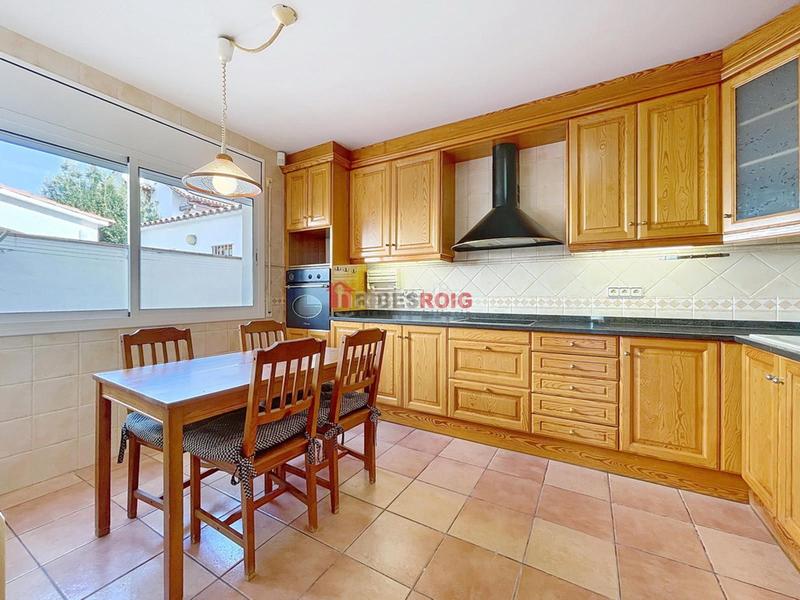 Foto 31afe9c2-ea46-44a1-891c-eb5cf6088b01. Maison avec chauffage parking dans Centre Sant Pere de Ribes