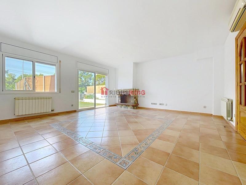 Foto c23bf2fd-b5a3-4129-ba0a-3be15f66a6ba. Maison avec chauffage parking dans Centre Sant Pere de Ribes