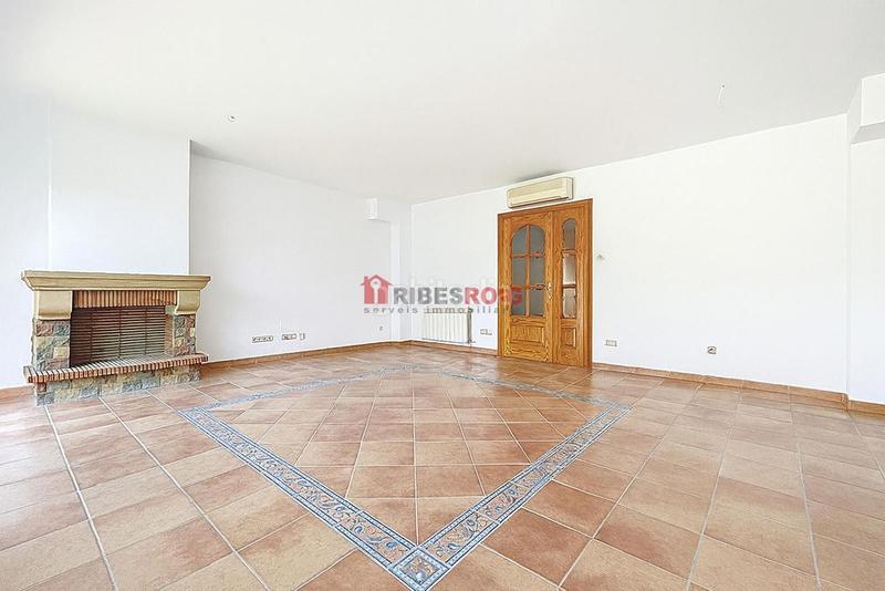 Foto d76ca507-71df-40b2-8a3c-2fab79f3a69b. Maison avec chauffage parking dans Centre Sant Pere de Ribes