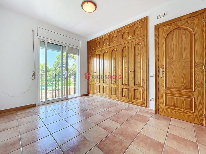 Foto e4bc8b1e-272f-4720-bd28-dde9db7d9362. Maison avec chauffage parking dans Centre Sant Pere de Ribes