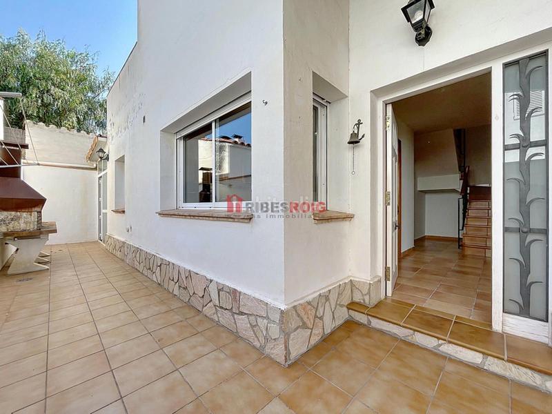 Foto f6524c49-f67b-4bfc-bcbb-fb67fbd5df36. Maison avec chauffage parking dans Centre Sant Pere de Ribes