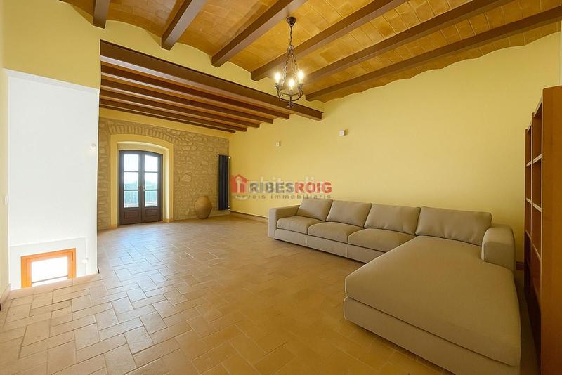 Foto d09654b0-ecc3-42a8-ae84-3acc8696d554. Affitto casa con riscaldamento in Centre Sant Pere de Ribes