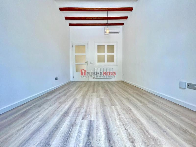 Foto 4cbebfa3-ac04-45be-9cf8-e4a8d1b0b57b. Miete etagenwohnung mit heizung in Centre Sant Pere de Ribes