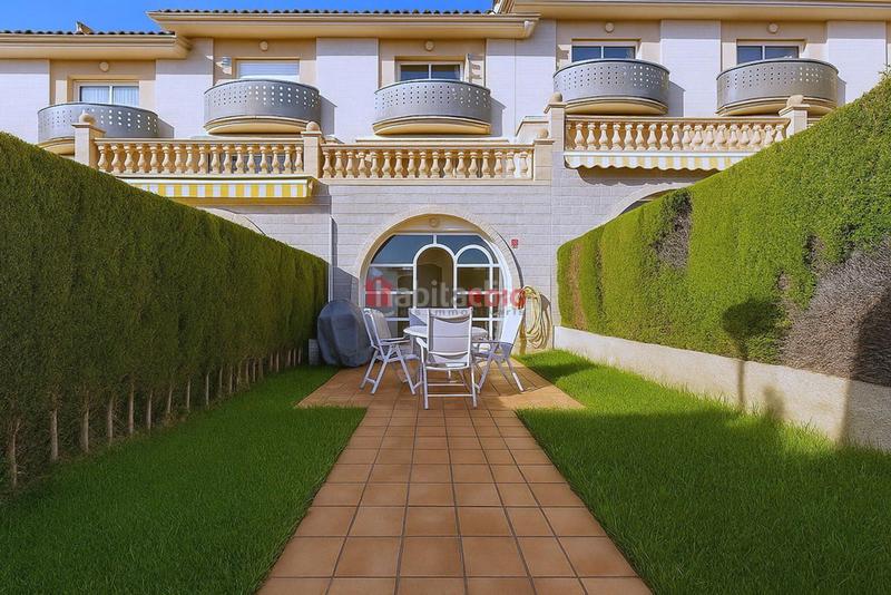 Foto 03bbd30e-906f-42dc-9bd8-bc6e9b3aaf1d. Reihenhaus mit heizung parking pool in Centre Sant Pere de Ribes