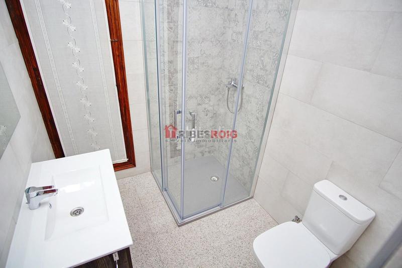 Foto 2f58dced-eb1d-4d7f-b64d-38d901e9557f. Affitto casa con riscaldamento parcheggio piscina in Sant Pere de Ribes