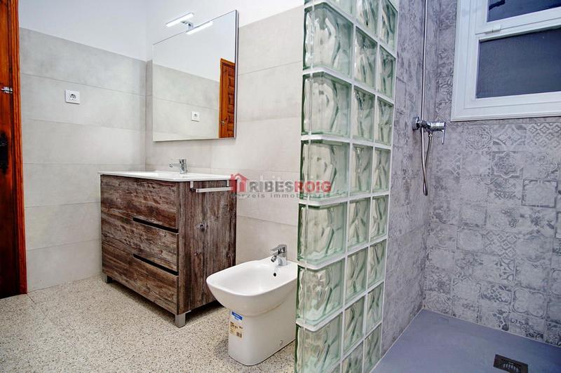 Foto c3dbdcb8-e2a1-4412-92bc-6df3b9930728. Location maison avec chauffage parking piscine dans Sant Pere de Ribes