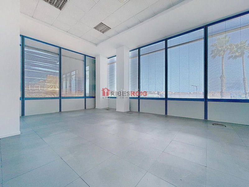 Foto efaf479b-a409-41e1-b783-dc7f6c9fb84c. Miete büro in Masia Nova-Solicrup Vilanova i la Geltrú