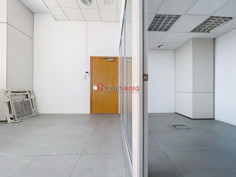 Foto 6a2bb055-1872-4f73-9fdf-9b3d78a5809b. Miete büro in Masia Nova-Solicrup Vilanova i la Geltrú