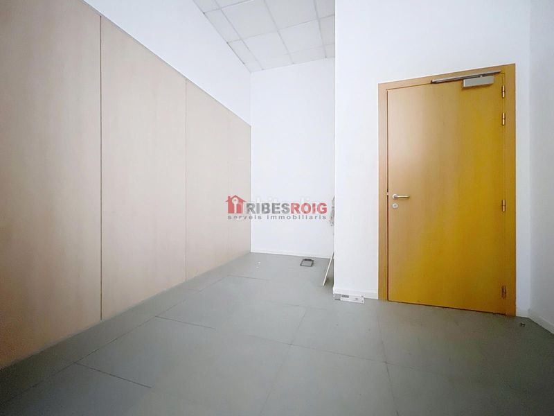 Foto 03b036d7-ba9d-4eb7-8ffb-0241f383aff2. Rent office space in Masia Nova-Solicrup Vilanova i la Geltrú