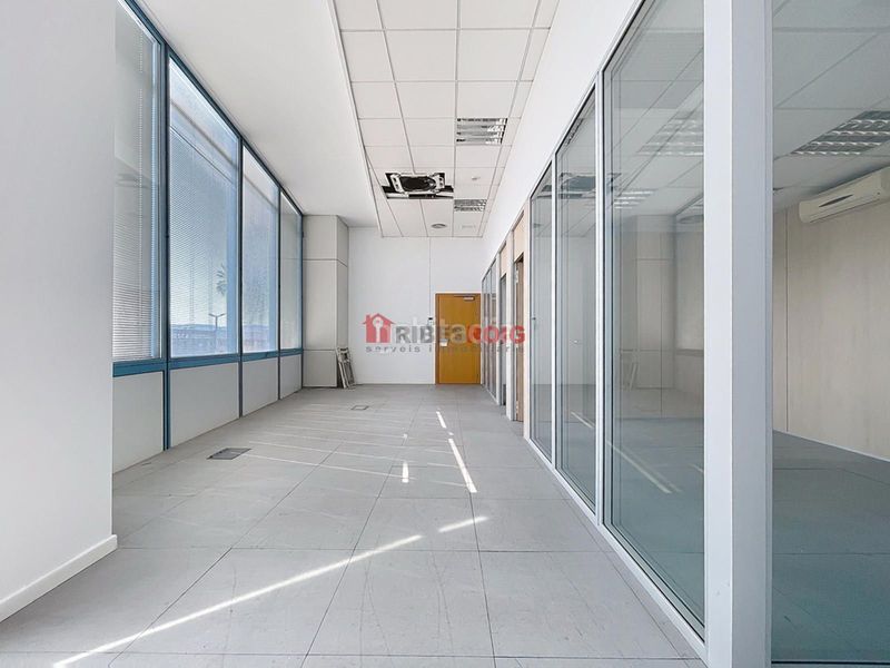 Foto c7e3bdcb-2fc9-4c8b-bdcc-277bcd2004ed. Rent office space in Masia Nova-Solicrup Vilanova i la Geltrú