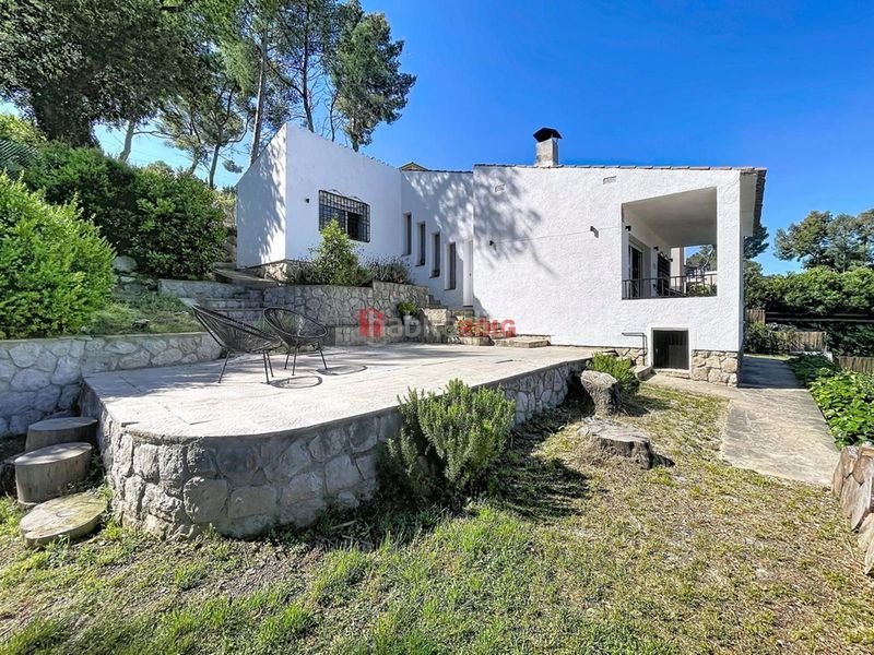 Foto 96ad4cce-2559-41f5-ade3-d56f05bc6fcd. Casa amb calefacció a Olivella