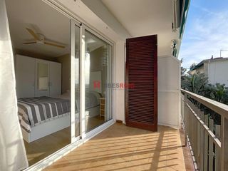Miete Etagenwohnung  Santiago rusiñol. Piso reformado de 2 habitaciones en vallpineda
