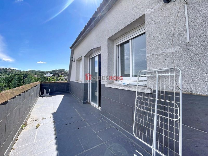 Foto 71b7de86-f1a1-40c6-b2ea-cbfc80c6d800. Xalet amb piscina a Canyelles