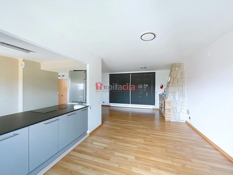 Foto e8ece556-b336-4d03-849b-d0ab8821b5fa. Xalet amb piscina a Canyelles