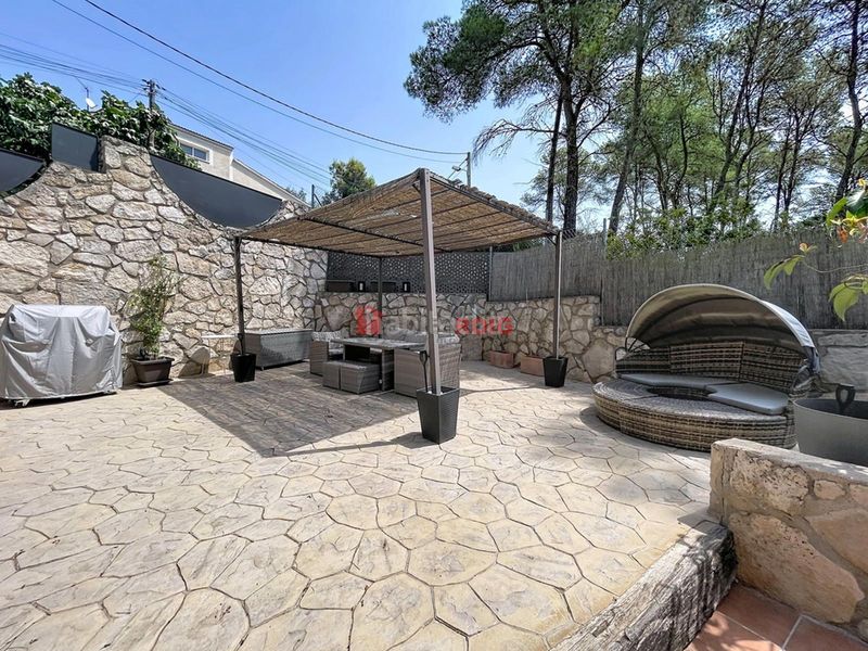 Foto b15a21c8-50ca-4985-89ee-52982590b672. Casa amb calefacció aparcament piscina a Olivella