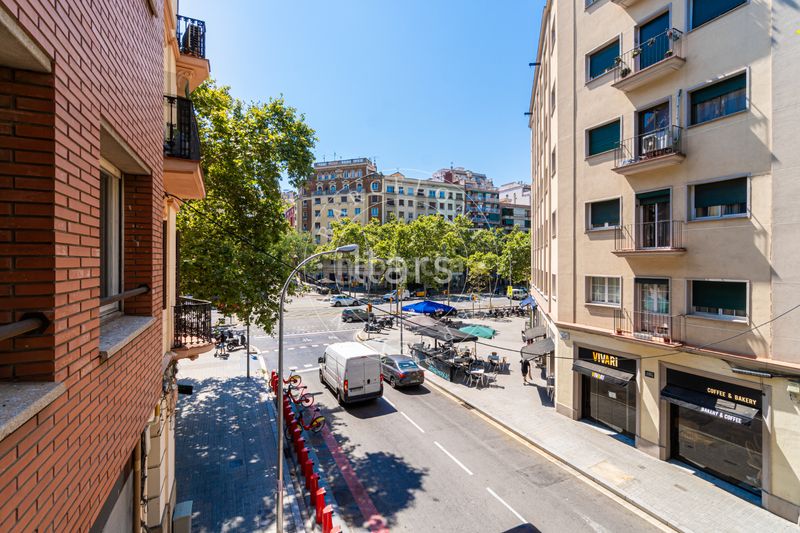 Foto 46423a82-7dc3-4b7f-a5b9-0bd925005444. Pis amb calefacció aparcament a Hostafrancs Barcelona