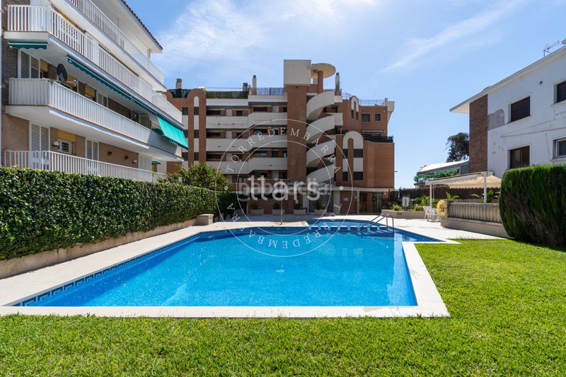 Foto a8160076-ab4b-40b8-96bd-91311cc47ae7. Pis a passeig de rafael campalans 11 a Platja de la Paella Torredembarra