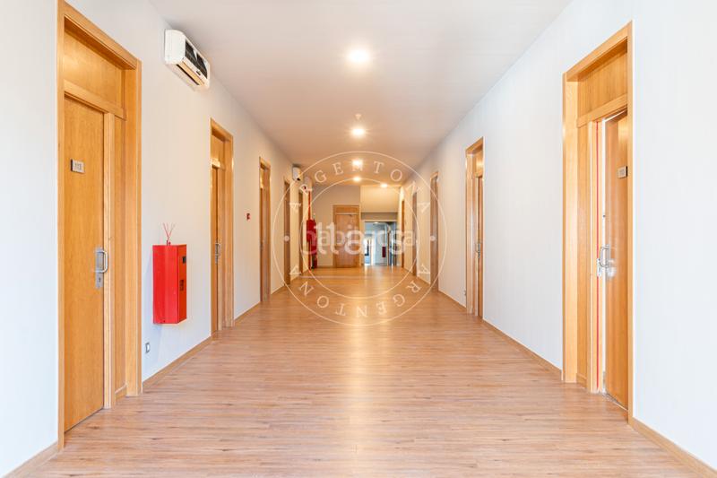 Foto 9a501da3-3abb-4925-8b25-4490cfbcbf05. Edificio con piscina in Nucli Urbà Argentona