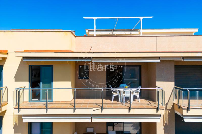 Foto 43b0e68f-96f6-4276-bedf-e3e88a378ca1. Ático  con solárium privado, vistas al mar y piscina comunitaria a un paso de la playa en Torredembarra