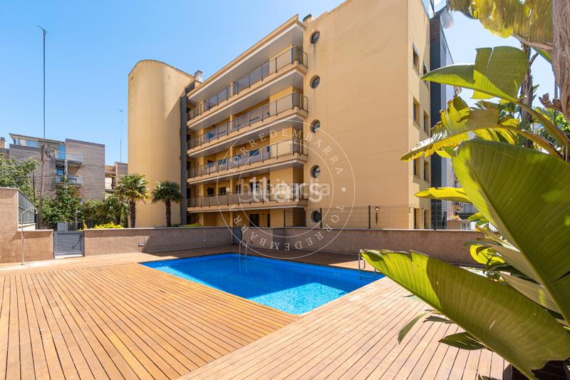 Foto 5d1cc07f-cb42-484b-a50e-82a59483dc29. Ático  con solárium privado, vistas al mar y piscina comunitaria a un paso de la playa en Torredembarra
