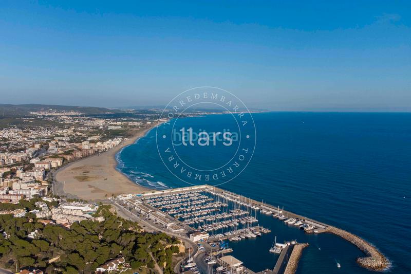 Foto 67adaccb-c29b-4695-b282-706fe5d2ac83. Ático  con solárium privado, vistas al mar y piscina comunitaria a un paso de la playa en Torredembarra