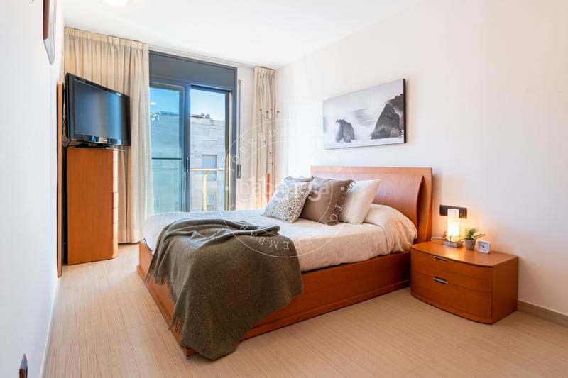 Foto 7101ff5d-a9f5-4bfd-9c37-2758791798d1. Ático  con solárium privado, vistas al mar y piscina comunitaria a un paso de la playa en Torredembarra