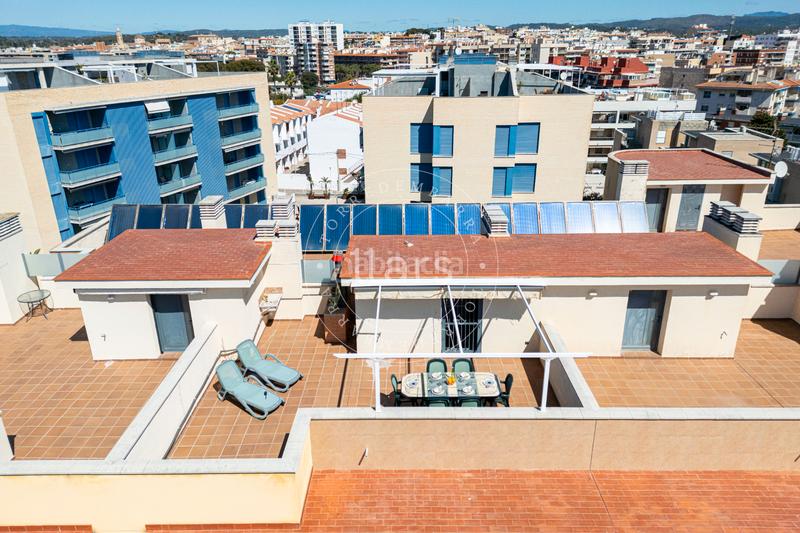 Foto a2234d7b-7fc0-48b2-8c30-4f6b1b1bb04b. Ático  con solárium privado, vistas al mar y piscina comunitaria a un paso de la playa en Torredembarra