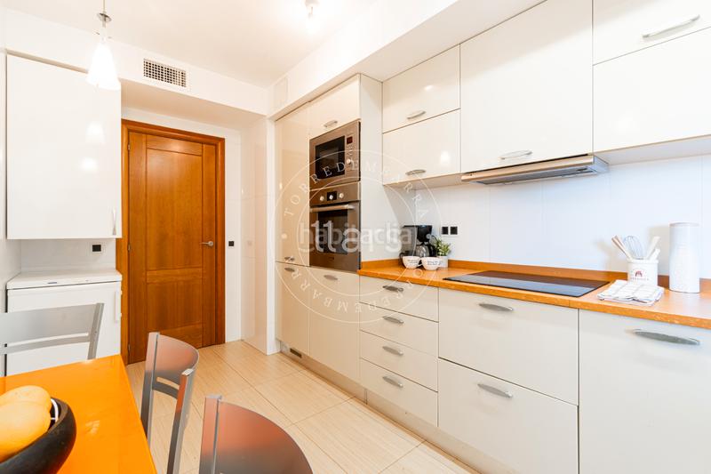 Foto ef80f068-1d0b-4ef6-a952-ec60b57a7efe. Ático  con solárium privado, vistas al mar y piscina comunitaria a un paso de la playa en Torredembarra