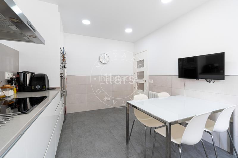 Foto 6d2faeb9-080f-4a45-bc3f-c9bba7ef4dda. Maison jumelée avec parking dans Vista Alegre Mataró