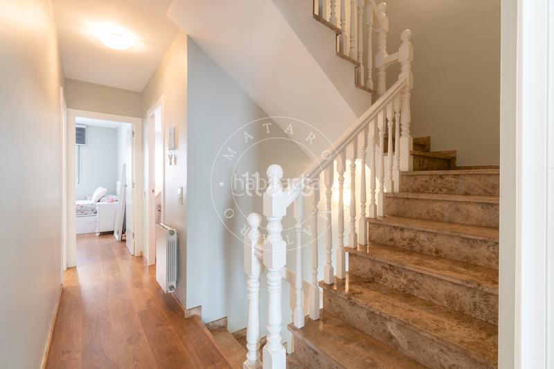 Foto c6e95e46-1db4-493c-9967-21a150c6c5d0. Maison jumelée avec parking dans Vista Alegre Mataró