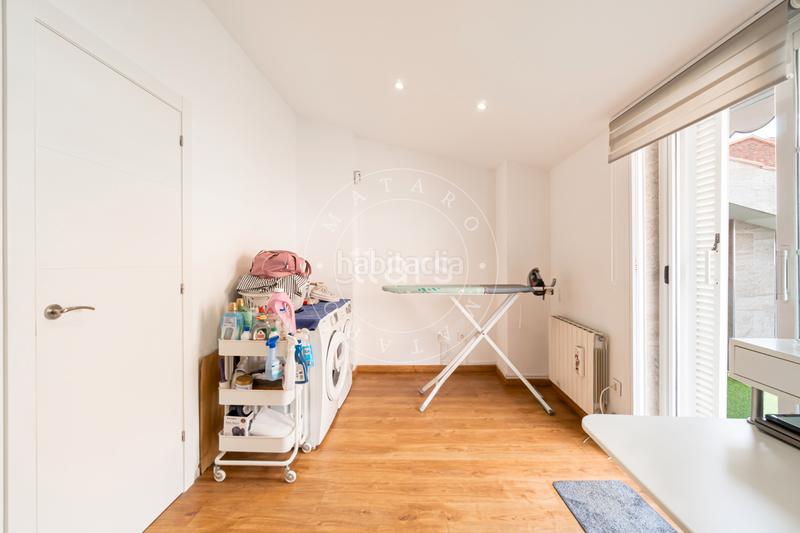 Foto e3c10037-b898-4308-8709-36e14df2c6d2. Maison jumelée avec parking dans Vista Alegre Mataró