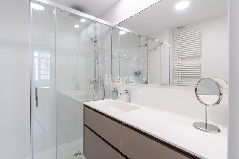 Foto fb9ab1b1-208e-419e-8cdf-915693b26121. Maison jumelée avec parking dans Vista Alegre Mataró